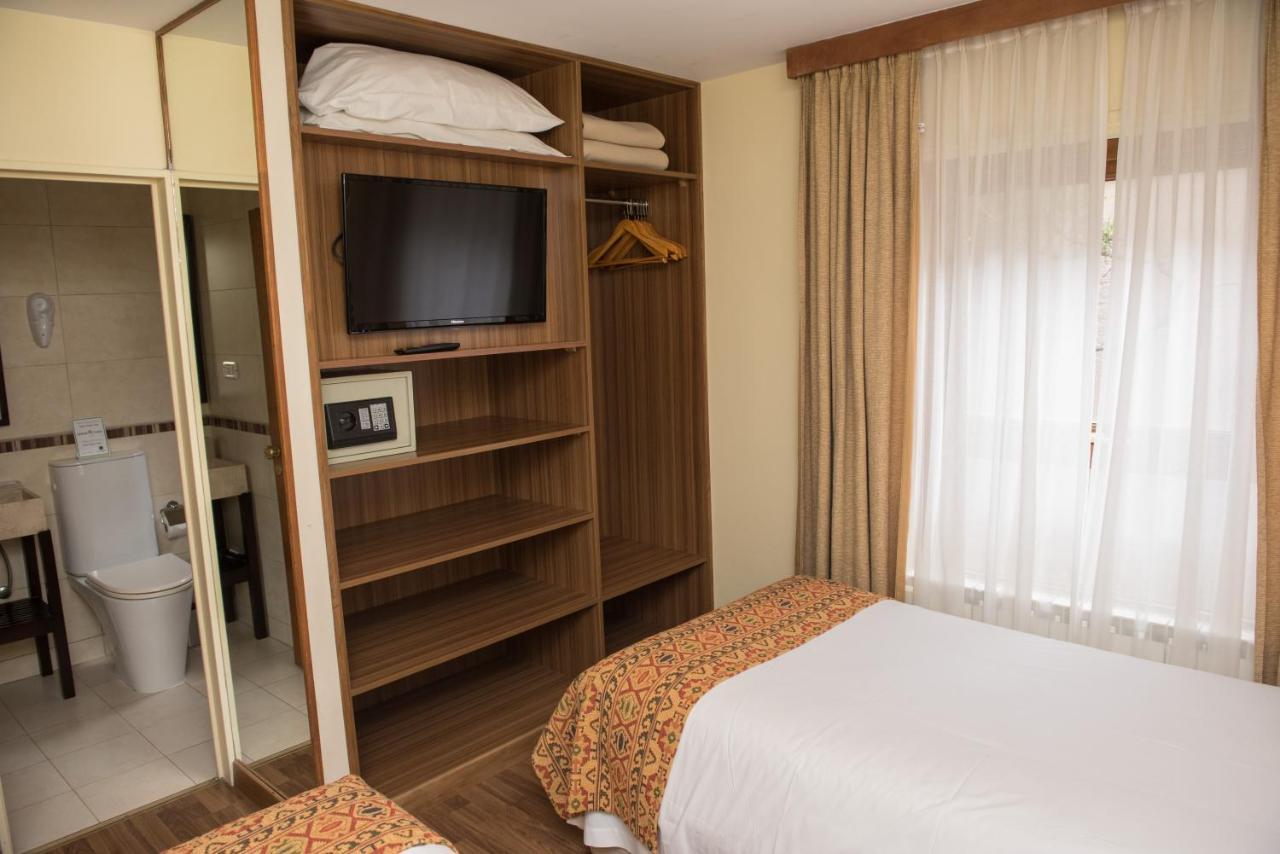 Del Bosque Apart Hotel อูซัวยา ภายนอก รูปภาพ
