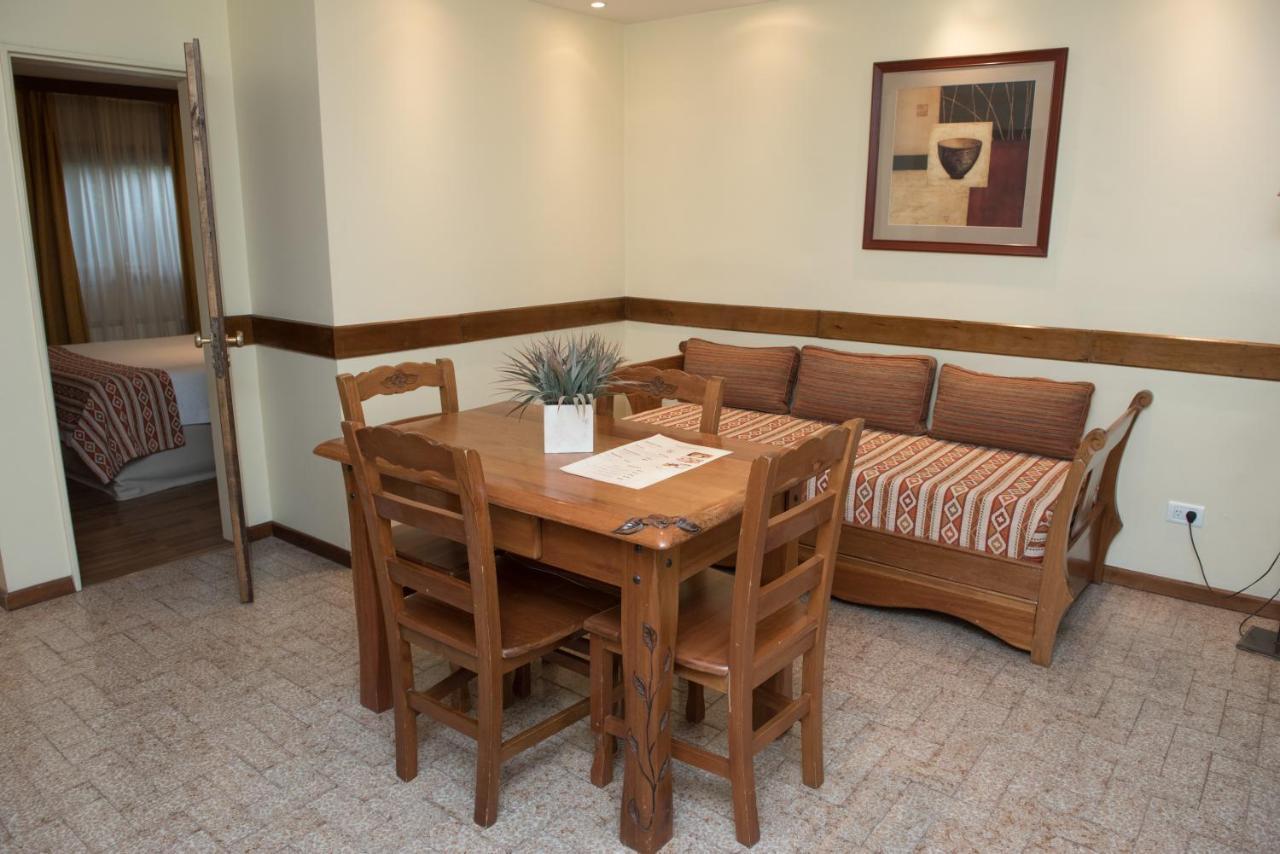 Del Bosque Apart Hotel อูซัวยา ภายนอก รูปภาพ