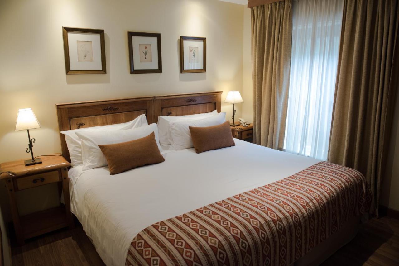 Del Bosque Apart Hotel อูซัวยา ภายนอก รูปภาพ