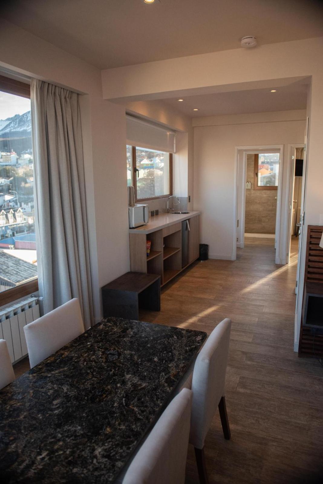 Del Bosque Apart Hotel อูซัวยา ภายนอก รูปภาพ
