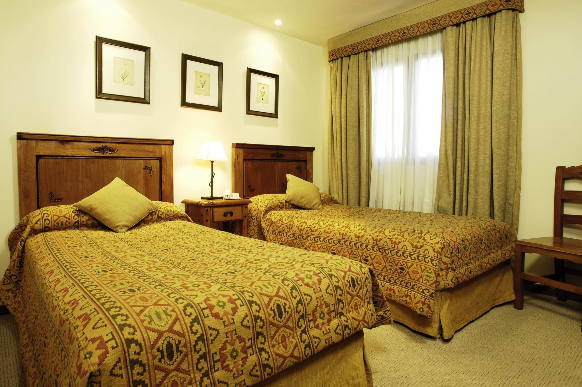 Del Bosque Apart Hotel อูซัวยา ภายนอก รูปภาพ