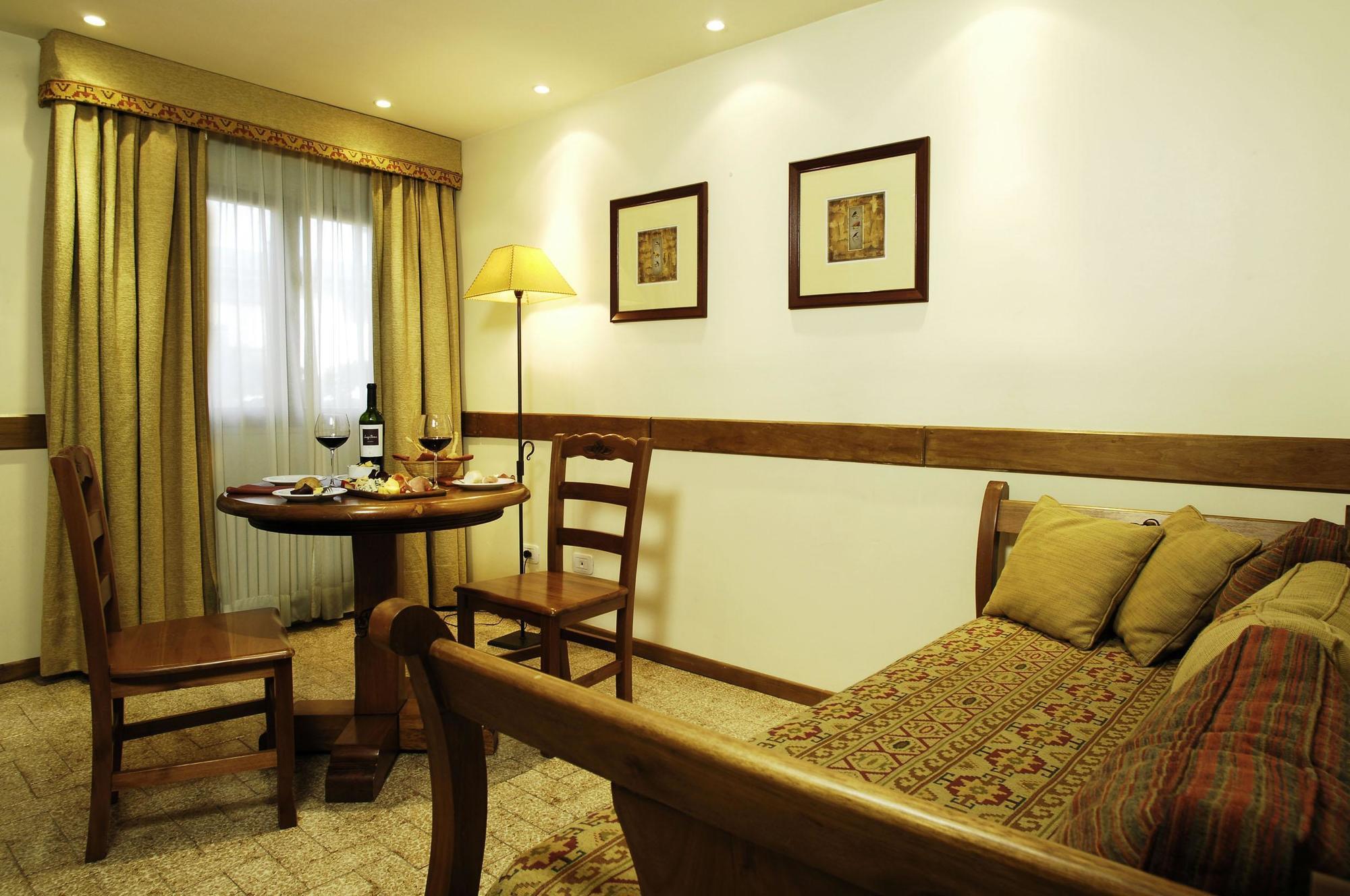 Del Bosque Apart Hotel อูซัวยา ภายนอก รูปภาพ